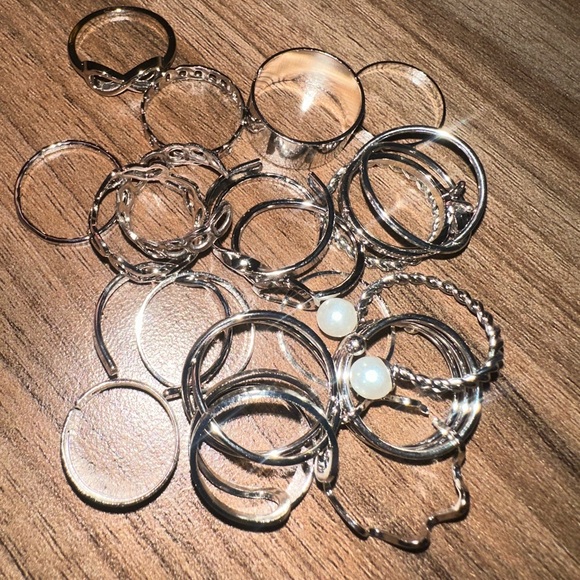 Silver-tone ring bundle - Picture 3 of 5